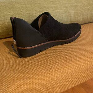 Dr. Scholl's black booties. Size 11M.